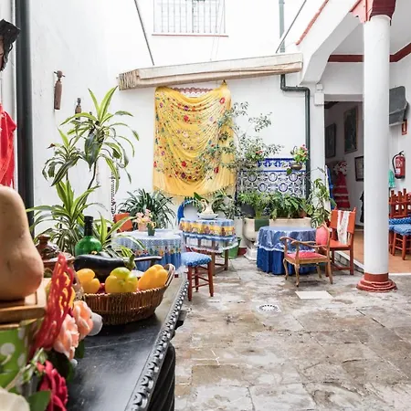 Bed & Breakfast Patio 19 *